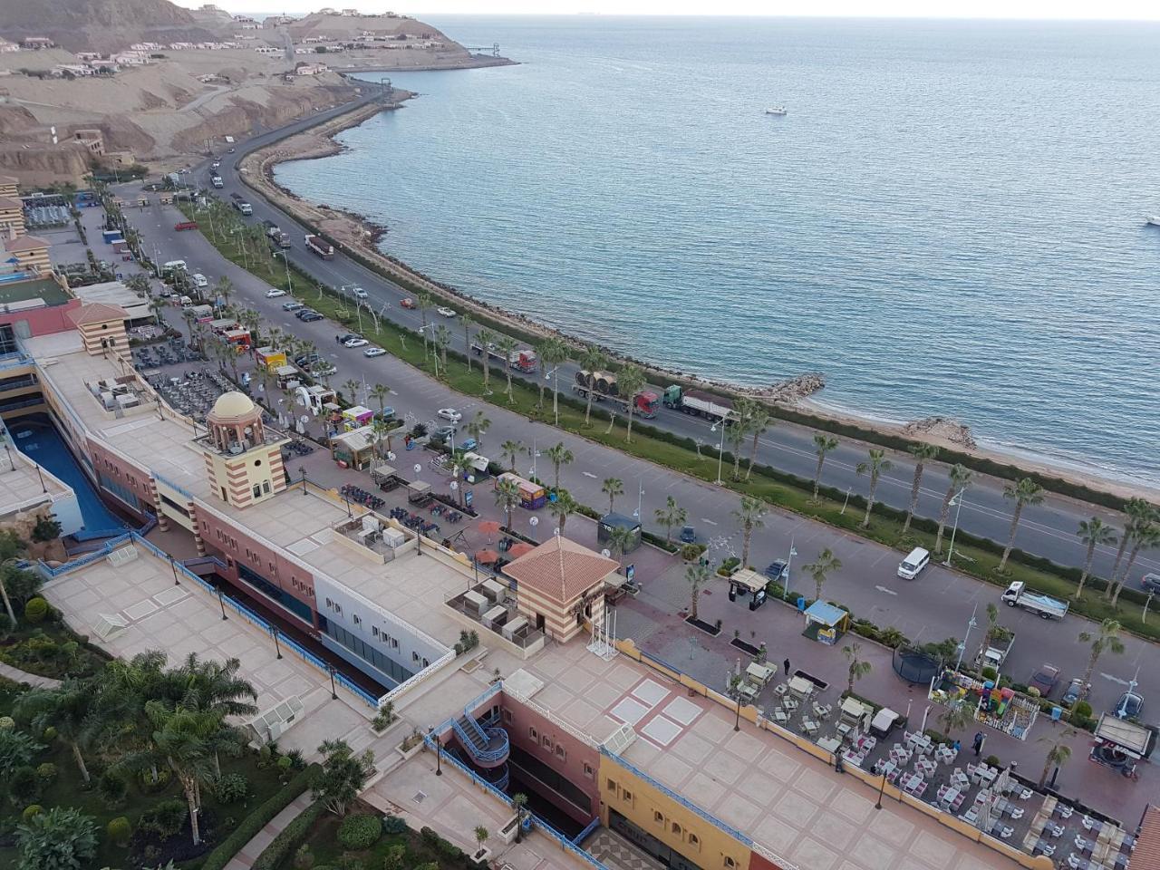 Apartment At Porto Sokhna Pyramids - Ain Sukhna Bagian luar foto